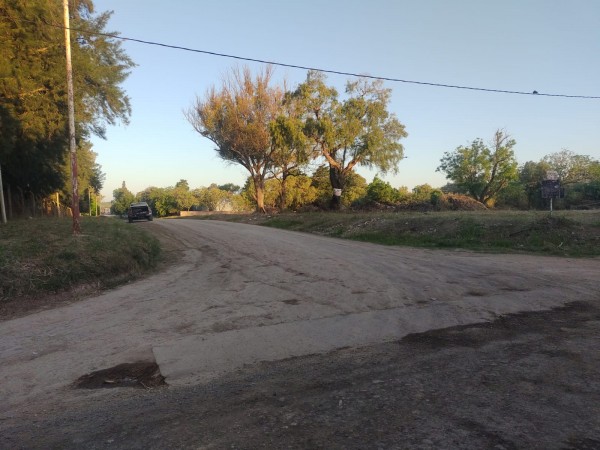 Gran terreno en esquina  