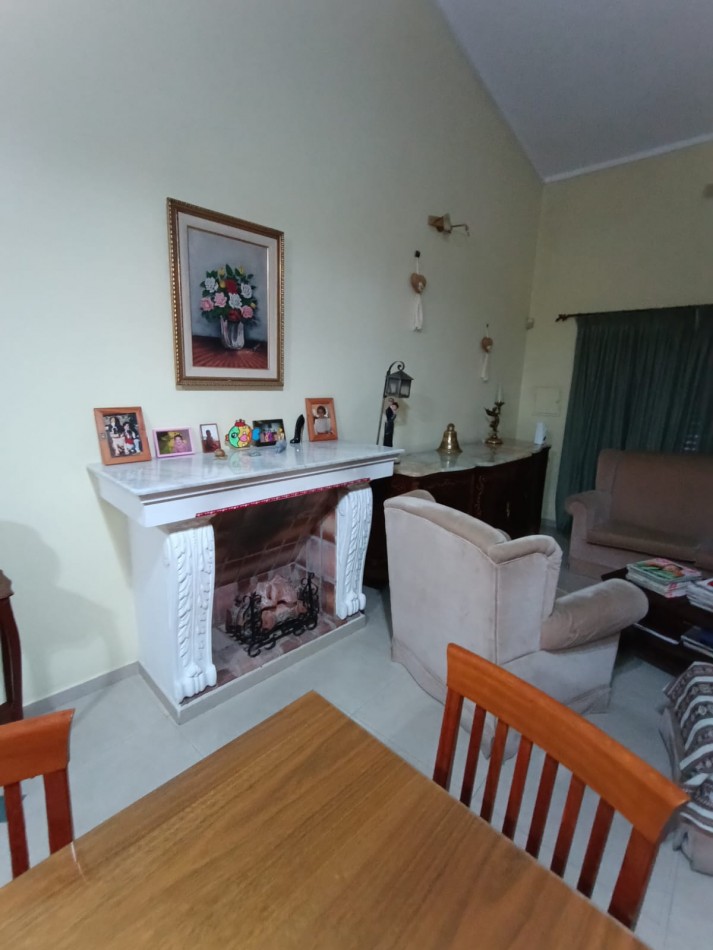 Casa impecable estado 