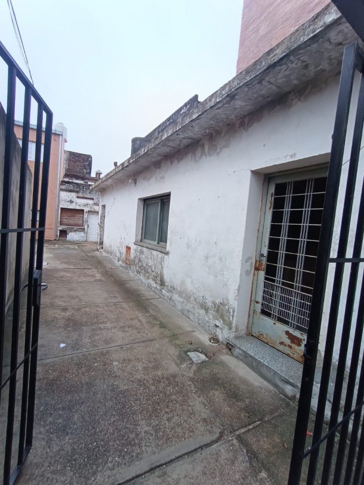 2 casas Centricas a reciclar 