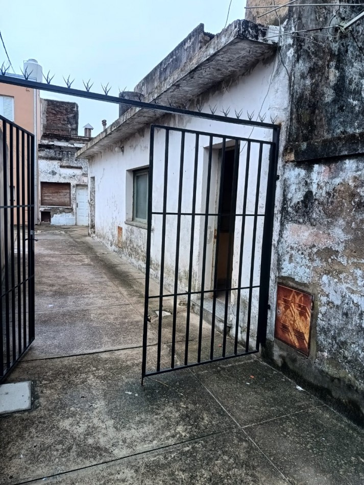 2 casas Centricas a reciclar 