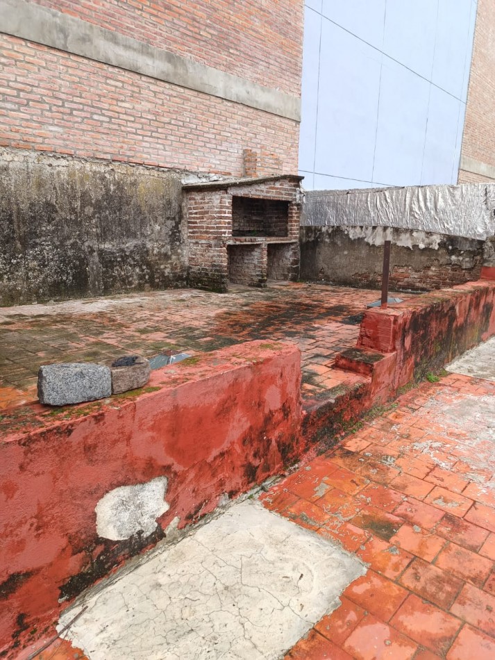 2 casas Centricas a reciclar 