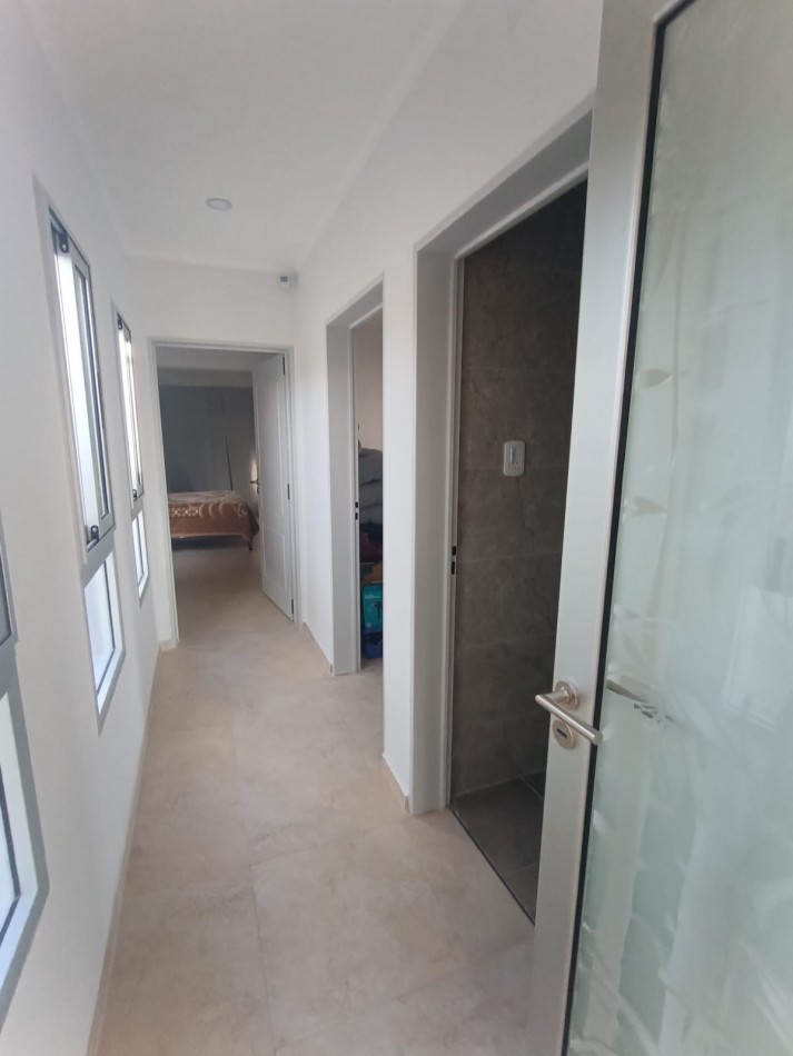 Brisas del Acceso Norte casa c/lote 800 m2