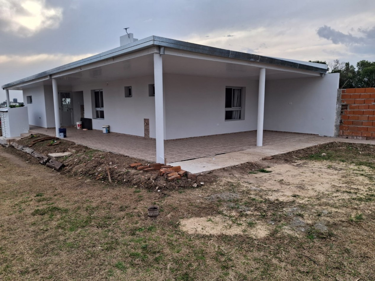 Brisas del Acceso Norte casa c/lote 800 m2