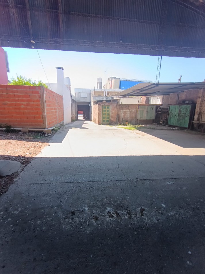 Galpon Sobre Av Ramirez 