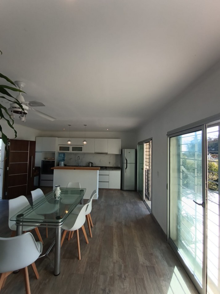 Moderna casaquinta Sauce Pueblo 