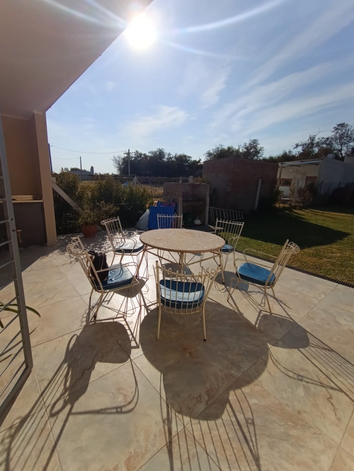 Moderna casaquinta Sauce Pueblo 