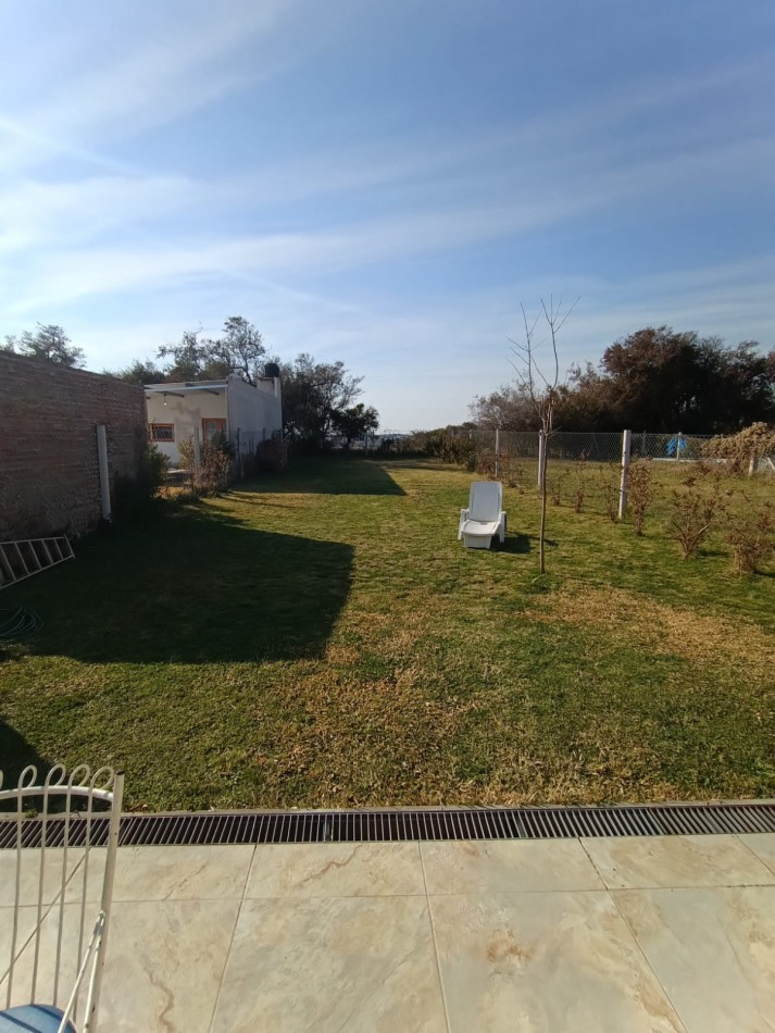 Moderna casaquinta Sauce Pueblo 