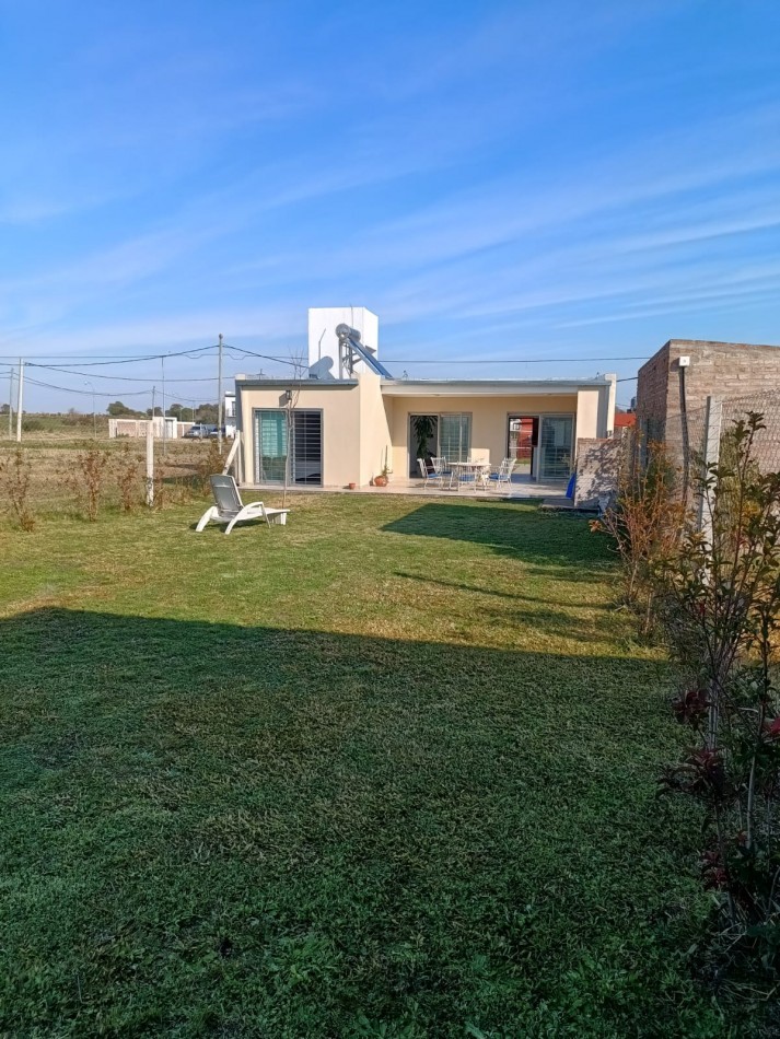 Moderna casaquinta Sauce Pueblo 