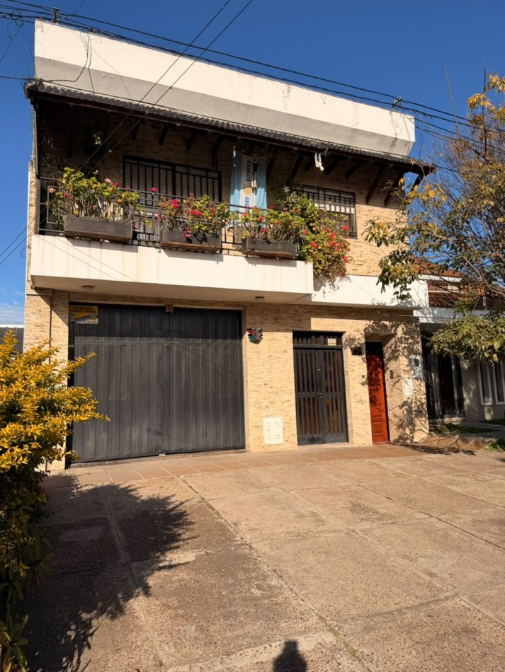 Salon mas vivienda Zona Comercial