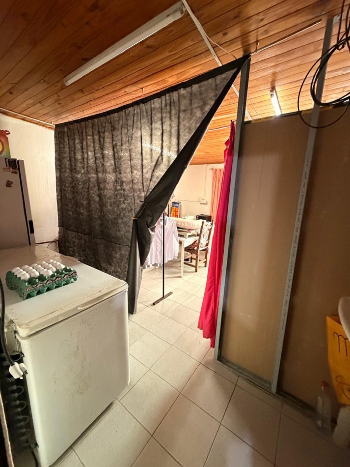 CASA EN PARANA I + LOCAL COMERCIAL