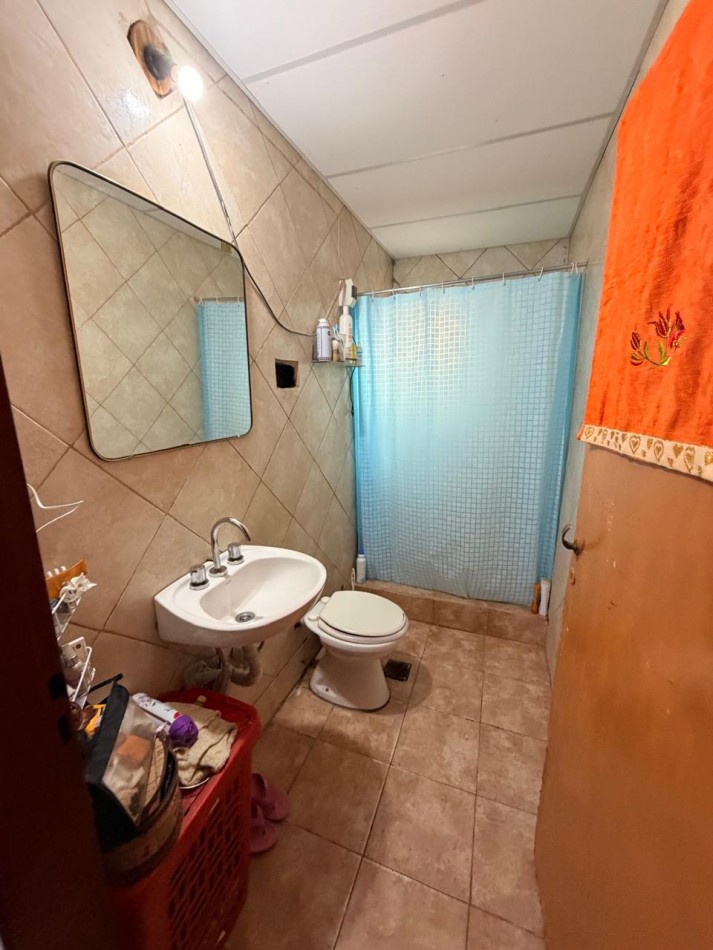 CASA EN PARANA I + LOCAL COMERCIAL