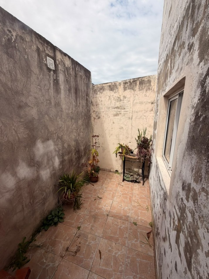 Casa sobre av zanni