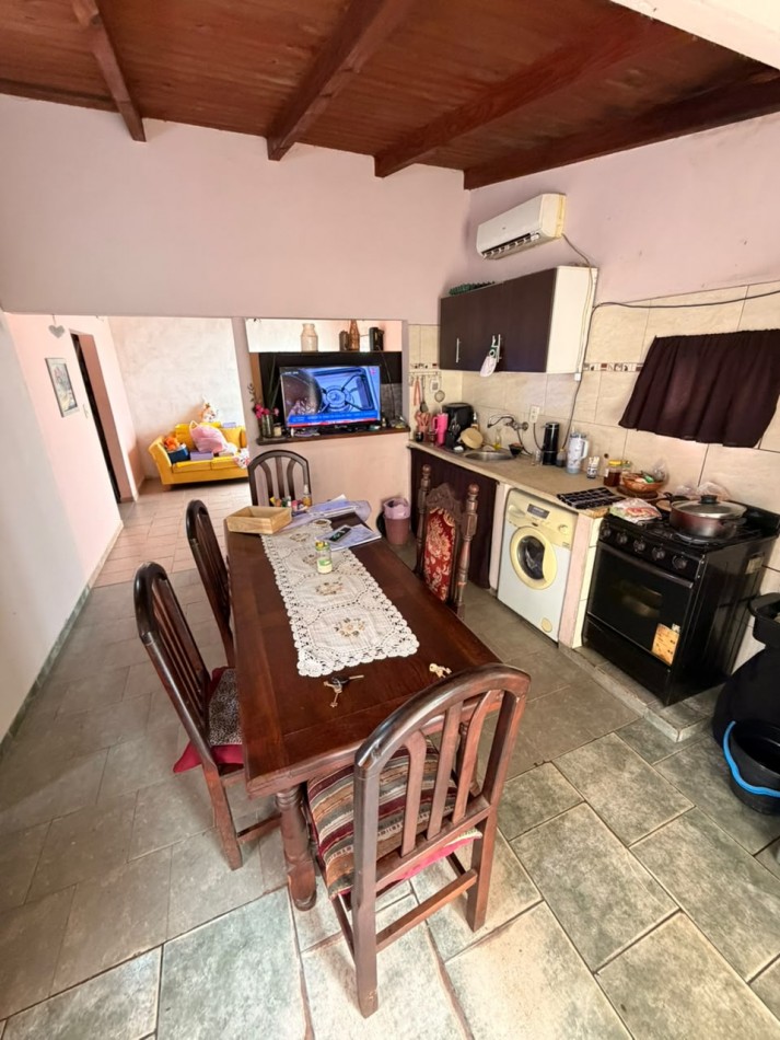 Casa sobre av zanni