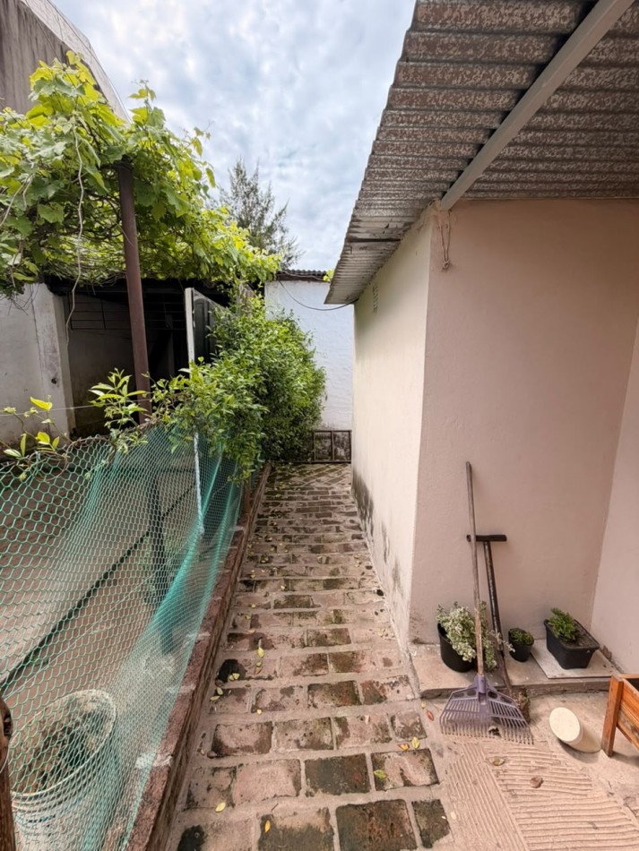 Casa sobre av zanni