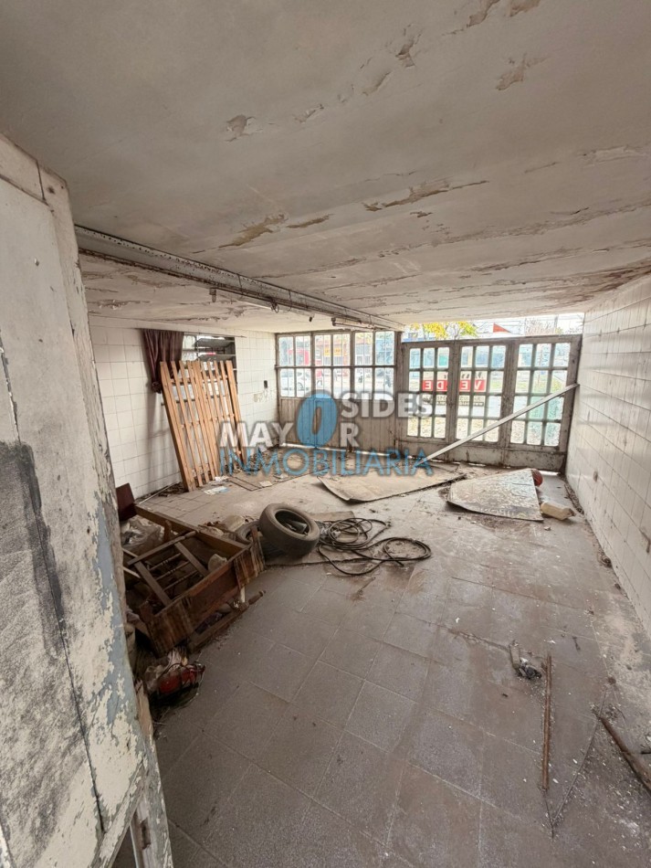 CASA A RECICLAR SOBRE AV ZANNI