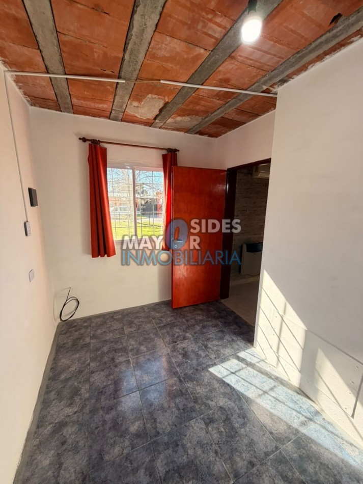 propiedad en venta a mts de av zanni 