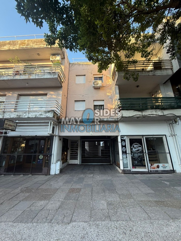 Venta departamento en 25 de mayo