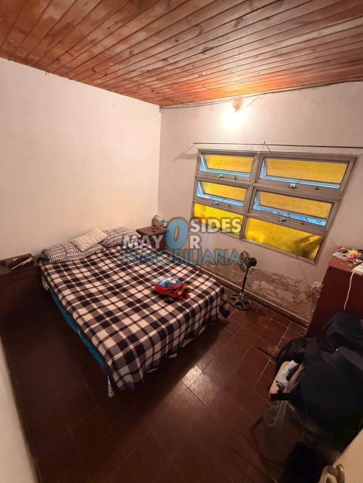 CASA EN VENTA sobre calle Balbin