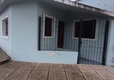 Casa c/pileta a 2 cuadras Av Zanni 